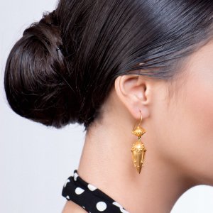 18 Ayar Altın Art Deco Küpe