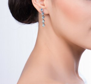 0,60 Karat Pırlanta Aquamarine Su Yolu Küpe