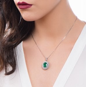 1,70 Karat Pırlanta Zümrüt Kolye