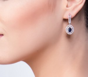 0,80 Karat Pırlanta Safir Küpe