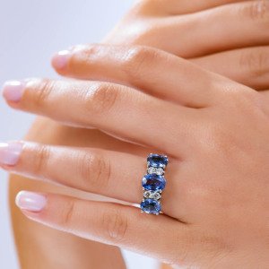0,45 Karat Pırlanta Seylan Safir Trio Yüzük